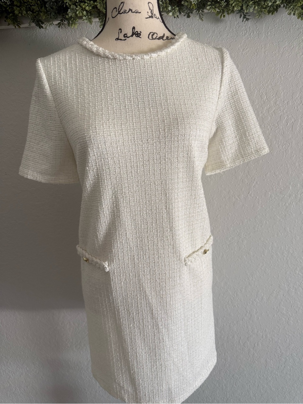 Rachel Zoe Cream Textured Shift Mini Dress Gold Detail Size S